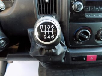 Citroën Jumper 2.2HDI/L4H3/ČR/ - 18