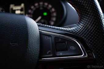 Škoda Octavia 2.0 TDI CR DPF RS DSG - 18