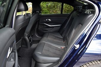 BMW g20 330e INDIVIDUAL,LASER,HUD,ŠÍBR,KŮŽE,VÝHŘEV,ZÁRUKA - 18