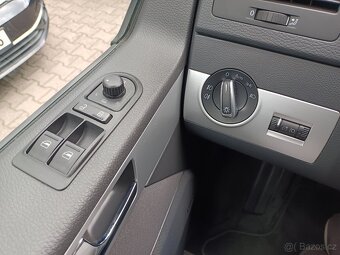 VW Multivan T5 2.0TDI 132kW CUP 7-míst Webasto Taž. DYNAUDIO - 18
