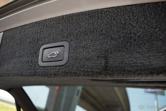 Volvo XC60 D4 2.4L Summum AWD Geartronic - 18