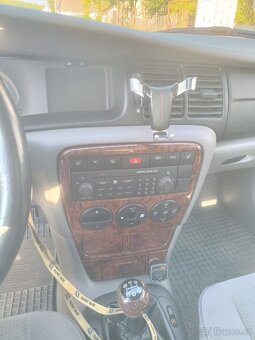 Opel Vectra b - 18