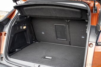 Peugeot 3008 1.6 THP S&S Allure EAT6 - 18