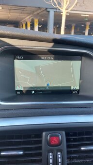 Volvo v40 - 18