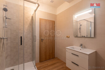 Prodej rodinného domu 147 m², pozemek 1973 m², Petrovice I - 18