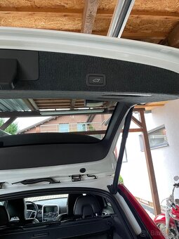 Volvo XC60, 2,4 D5  R-DESING 158kW - 18