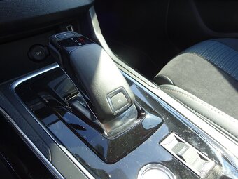 Peugeot 308 1,2 PureTech 96kW, AUTOMAT - 18