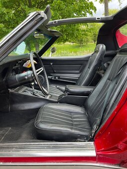 Chevrolet Corvette 1973 – klasický americký kabriolet s V8 - 18
