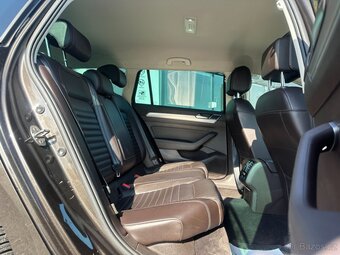 Volkswagen Passat 2016 - 18