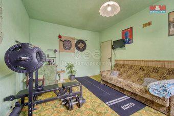 Prodej bytu 4+1 a 2+1, 170 m², Planá, ul. Hřbitovní - 18