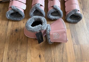 Podsedlova decka Equestrian Stockholm Pink DL a PVS - 18