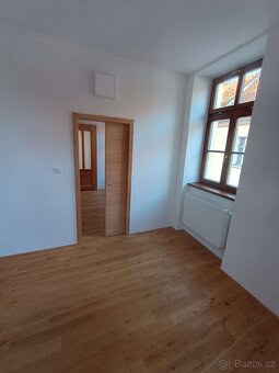 Pronájem 3+kk Netolice, Mírové náměstí - 18