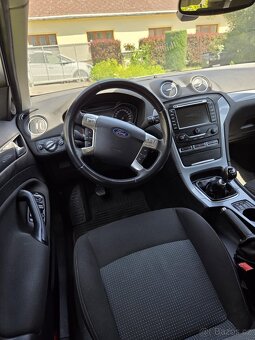 Ford Mondeo 1.6 nafta r.v.2012 - 18