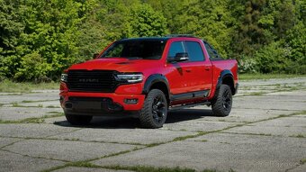 DODGE RAM 1500 5,7 HEMI 2022 GT 14 000 km - 18