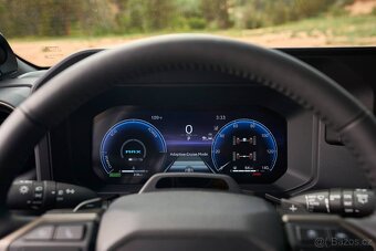 2025 TOYOTA LAND CRUISER HYBRID 4WD - 18