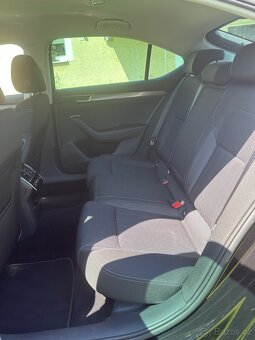 Škoda Superb 3 2.0 TDI 110kw MATRIX TAŽNÉ VIRTUAL 2021 - 18