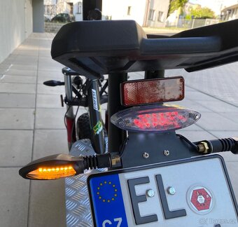 Elektroskutr HECHT TERRIS BLACK elektrokoloběžka - 18