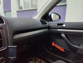 Volkswagen Golf 1,6 TDI Variant + pneu - 18