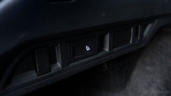 Škoda Octavia Combi 2.0 TDI SCR Style Odpočet DPH - 18