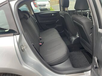 Citroën C4, 1,4 65kW, SERVISKA - 18