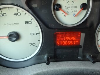 CITROEN JUMPY VAGABOUND 2,0HDI 120KW 7 MÍST R.V.2011 - 18