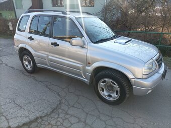 Suzuki Grand Vitara 2.0 td4x4 - 18