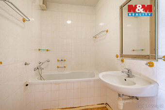 Prodej bytu 2+kk, 47 m², Mariánské Lázně, ul. Kubelíkova - 18