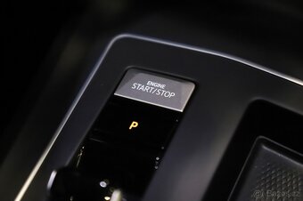 VW Golf 8 Variant 2.0 TDI 110kW DSG Taž. - záruka Autodraft - 18