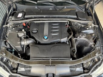 BMW E91 318d 105 KW AT r. 2011 - NOVÉ ROZVODY, CEBIA - 18
