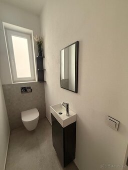 Pronájem bytu 2+kk 85m2 ulice Slovenská, Znojmo 18 000 Kč - 18