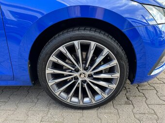 Škoda Octavia 4 iV 1.4 TSI 150kW DSG Navigace Keyless LED - 18