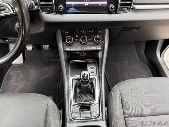 Karoq 1.6 TDI Style NAVIGACE - 18