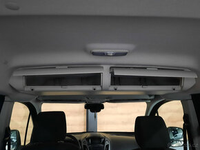Ford Tourneo Connect 1.6 TDCi Titanium - 18