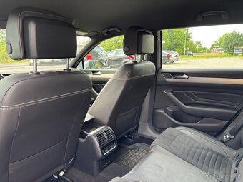 Volkswagen Passat Variant Elegance 2.0 TDI EVO DSG7 - 18