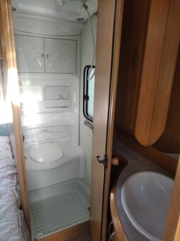 Karavan Hobby 560 Excelent - 18