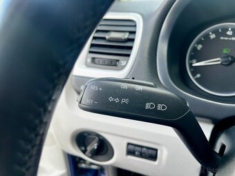 Škoda Fabia 1.4i 16V 63kW VÝHŘEV Tempomat AUX 86 000km - 18