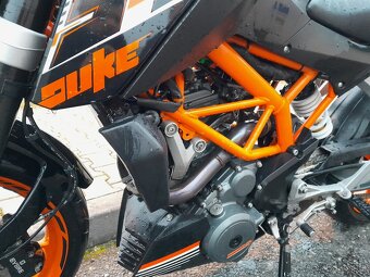 KTM Duke 390 ABS, 2016, 21tis.km, ZIMNÍ CENA - 18