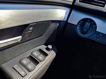 Audi A4 Avant B7 2.0tdi 103kW S-Line/ALU17/garance km 180tkm - 18
