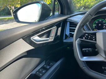 Audi Q4 e-tron, 45 E-TRON 1.MAJ/QUATTRO/ČR/DPH - 18