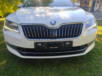 Škoda Superb III combi DSG 2,0 TDI - 18