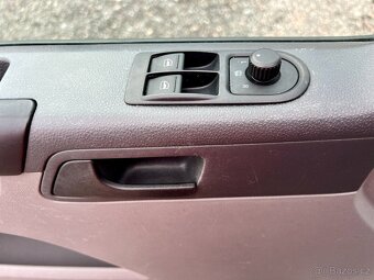 VW T5 1.9 TDI 62 kW 6 míst, Klima,112t km - 18