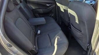 HYUNDAI ix20 1.4CVVT STYLE 1MAJITEL - 18