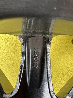 Originální letní sada - alu kola na Hyundai 7Jx16'' , ET46 - 18