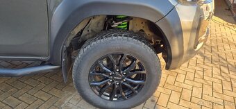 Toyota Hilux, 2,8 expediční úpravy Ojeté, 11/2022, 33 000 km - 18