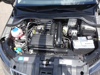 Škoda Fabia 1.2 TSI Combi r.v.2015 (66 KW) serviska - 18