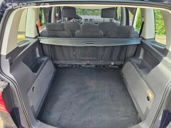 VW Touran 2.0 TDI 103W,Webasto,Highline,Xenon,Navi,2015. - 18