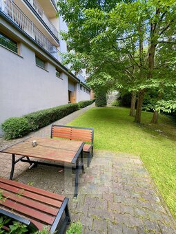 Pronájem jedinečného bytu 2+1, 85 m2 - Praha - Břevnov - 18