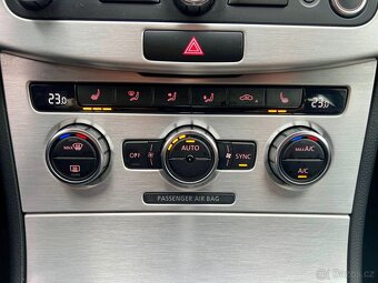 Volkswagen Passat 2,0 TDi DSG HIGHLINE / NAVI / 2013 - 18