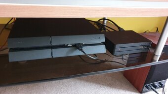 SONY PlayStation 4 + PlayStation VR + PS CAMERA + HRY - 18