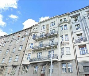 Pronájem bytu 2+kk, 47m2, ul. Rašínovo nábřeží, Praha 2 - No - 18